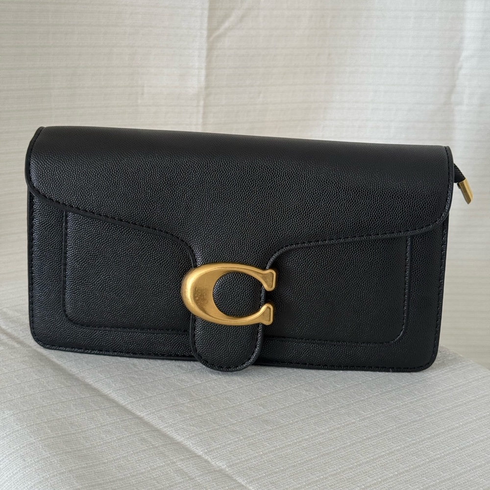 Vegan leather Black Women’s Simple Caviar Small Square Crossbody Zipper Gold “C” - Picture 3 of 7